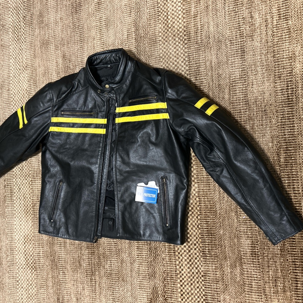 NEW HWK Motorsports Apparel Genuine Leather Biker Jacket with Pads / Armor - 2XL